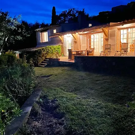 Maison Charmante A Avec Piscine Et Vue Sur La Mer