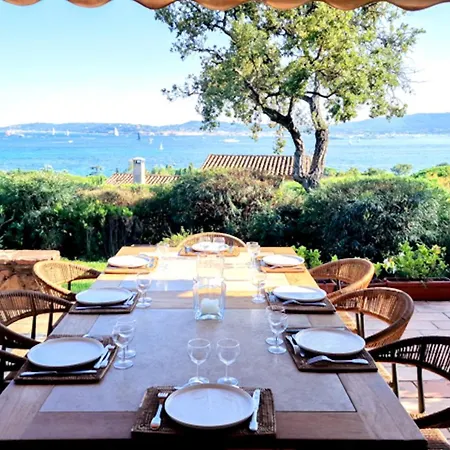 Maison Charmante A Avec Piscine Et Vue Sur La Mer *